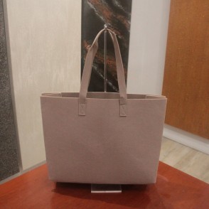 Borsa In Feltro Cm. 42x33x19 Beige
