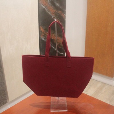 Borsa In Feltro Cm. 30x30x19 bordeaux