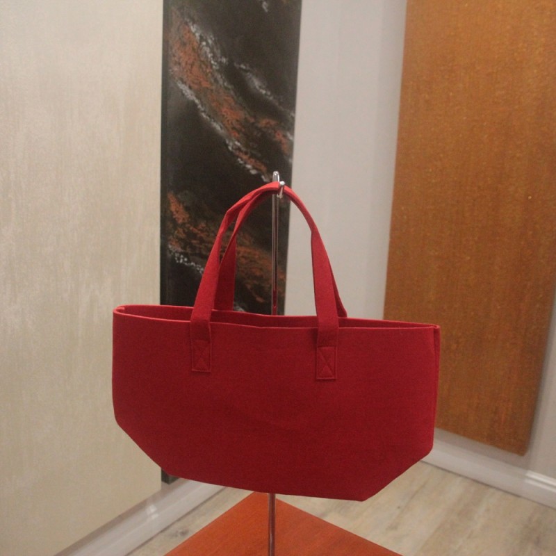 Borsa In Feltro Cm. 26x22x14 Rosso