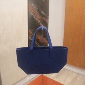 Borsa In Feltro Cm. 26x22x14 Blu